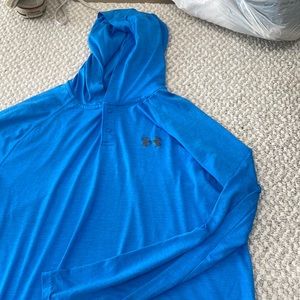 Under armor running long sleeve top